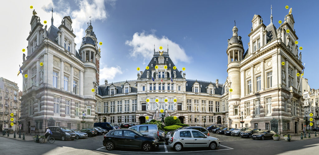 Situation des sculptures sur la façade de l'Hôtel de Ville